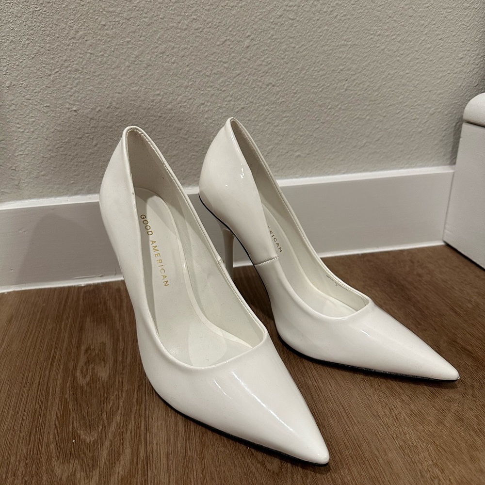 GOOD AMERICAN CLASSIC HEEL